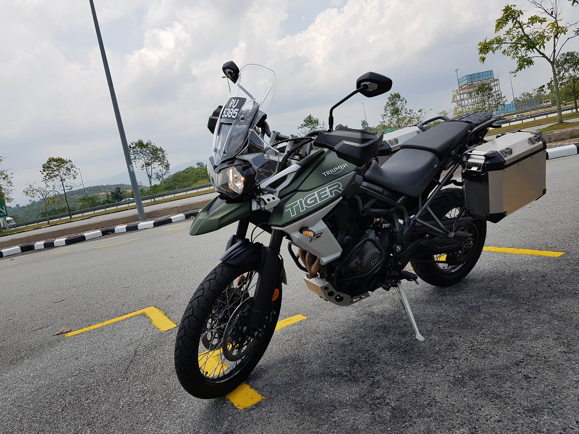 Triumph Tiger 800 – ENJINDOTCOM